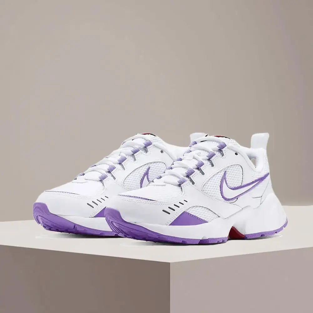 Nike Air Heights Chaussures de course à coussinets pour femmes Confortables, légères, respirantes, antidérapantes, durables CI0603-100