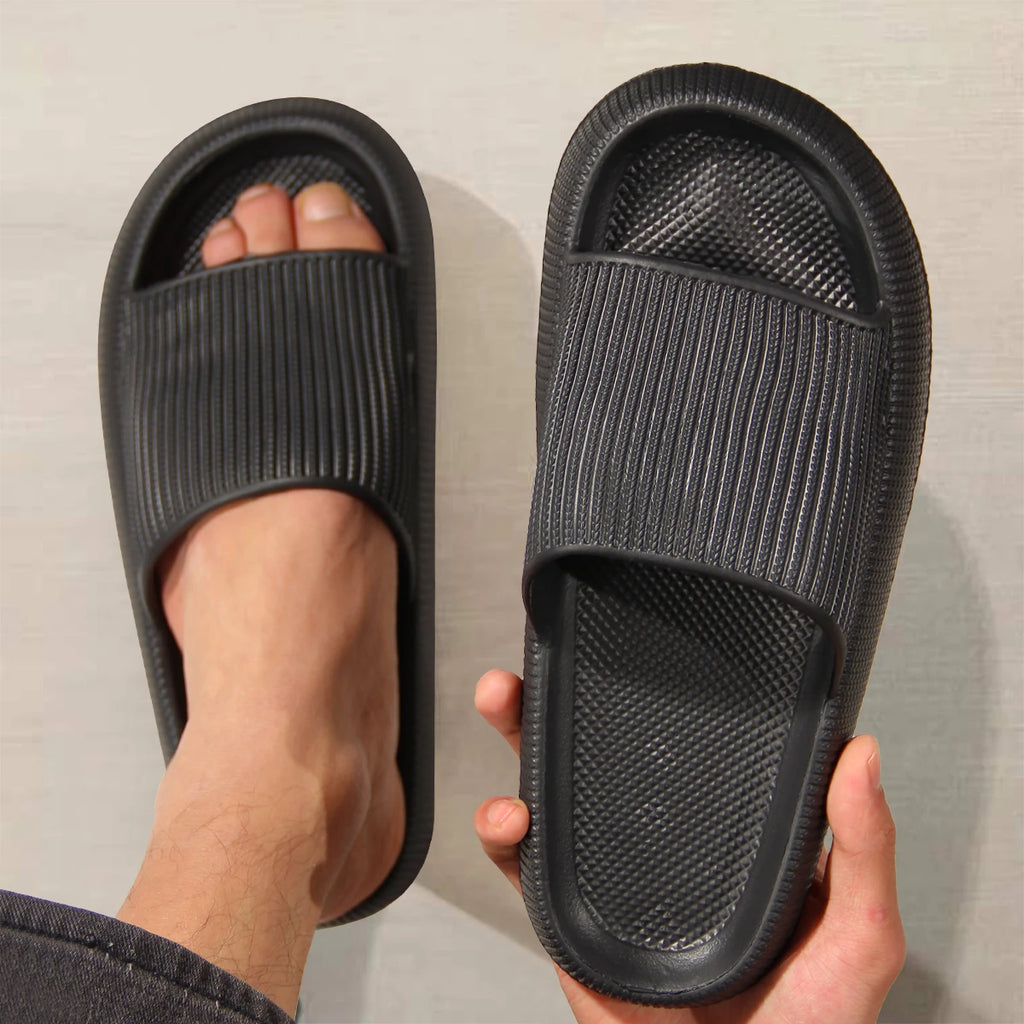 Pantoufles Step on the Sense of Shit, vêtements d'été pour la maison, chaussures antidérapantes à semelles souples, pantoufles simples Eva pour hommes