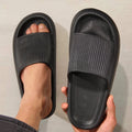 Pantoufles Step on the Sense of Shit, vêtements d'été pour la maison, chaussures antidérapantes à semelles souples, pantoufles simples Eva pour hommes