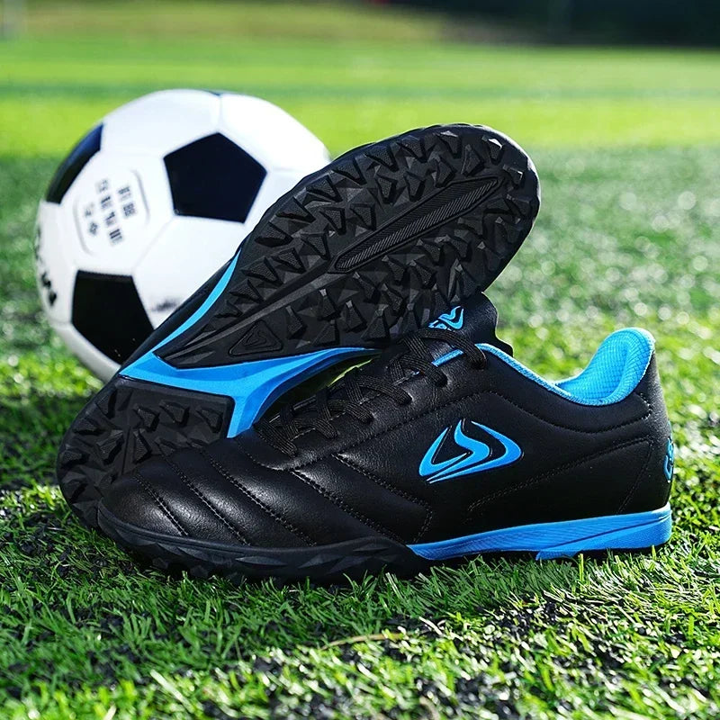 Chaussures de Football professionnelles pour hommes, baskets de Football pour adultes, Futsal d'intérieur, ultralégères, antidérapantes, résistantes à l'usure, bottes de Sport, nouvelle collection