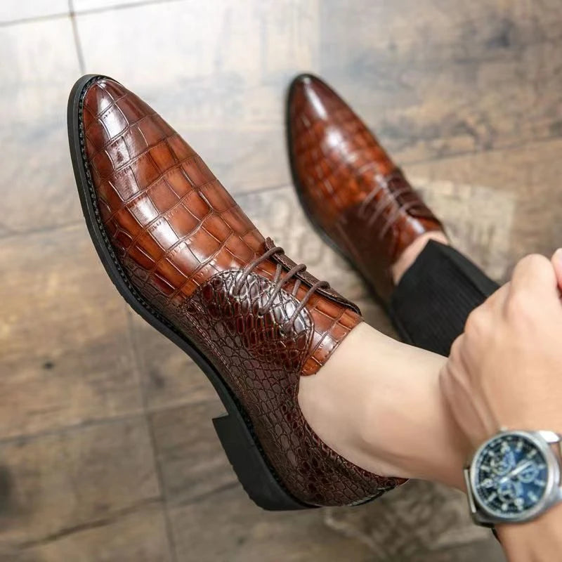 Chaussures habillées en cuir marron gaufré crocodile pour hommes, à bout pointu, à lacets, style Oxford, pour affaires, bureau, mariage, soirée, confortables