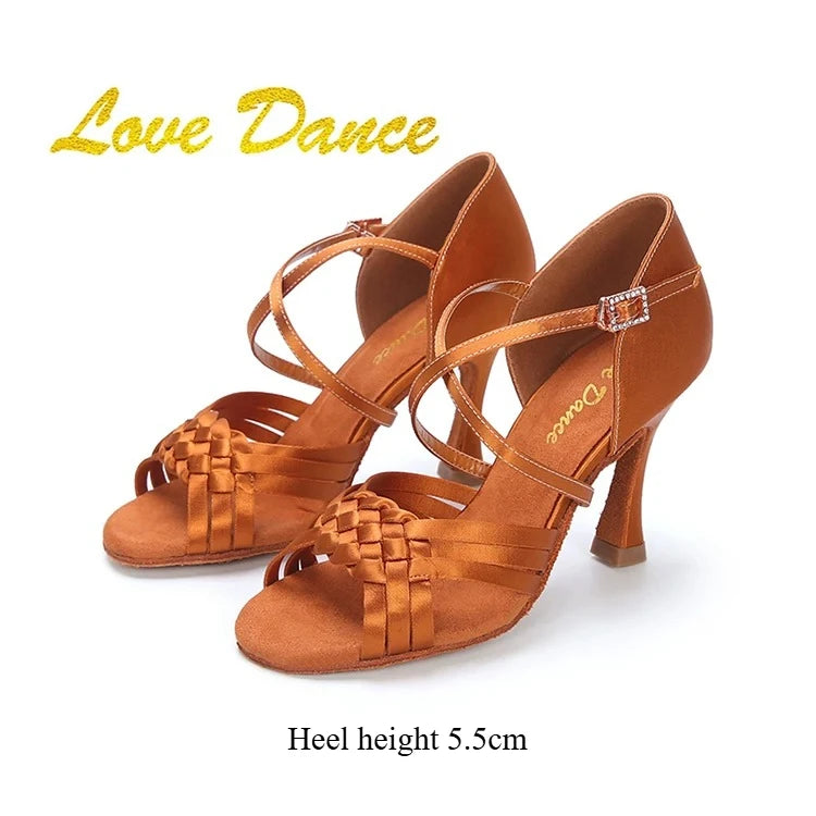 Chaussures de danse latine SW pour femmes, talon moyen, semelle souple, pour débutantes, compétition, performance et audition