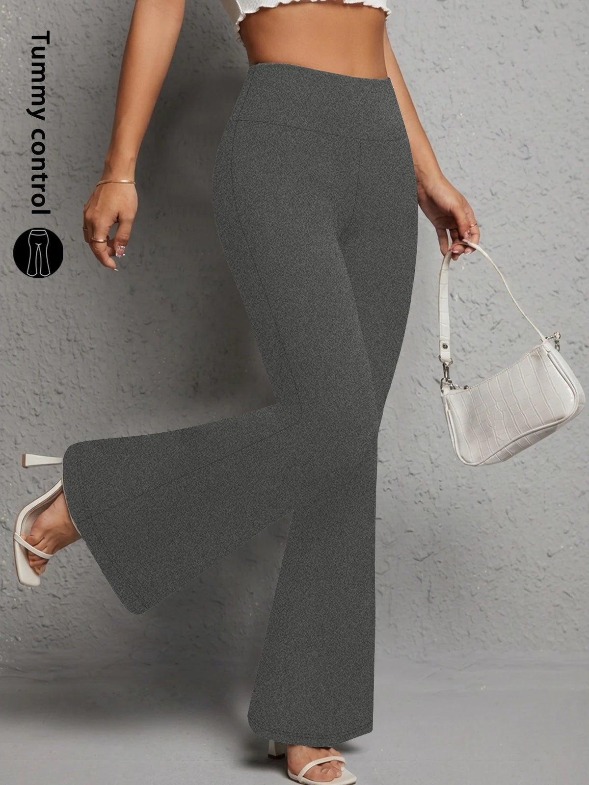 Pantalons de yoga évasés taille haute pour femmes avec bas de jambe évasé. Parfait pour le yoga ou les occasions décontractées.