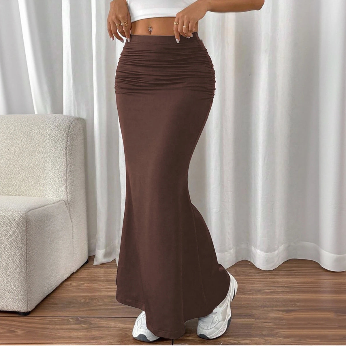 Femmes solide mince queue de poisson jupe printemps été nouveau en mode élégante taille haute plis jupes dame casual rue robe courte Sexy