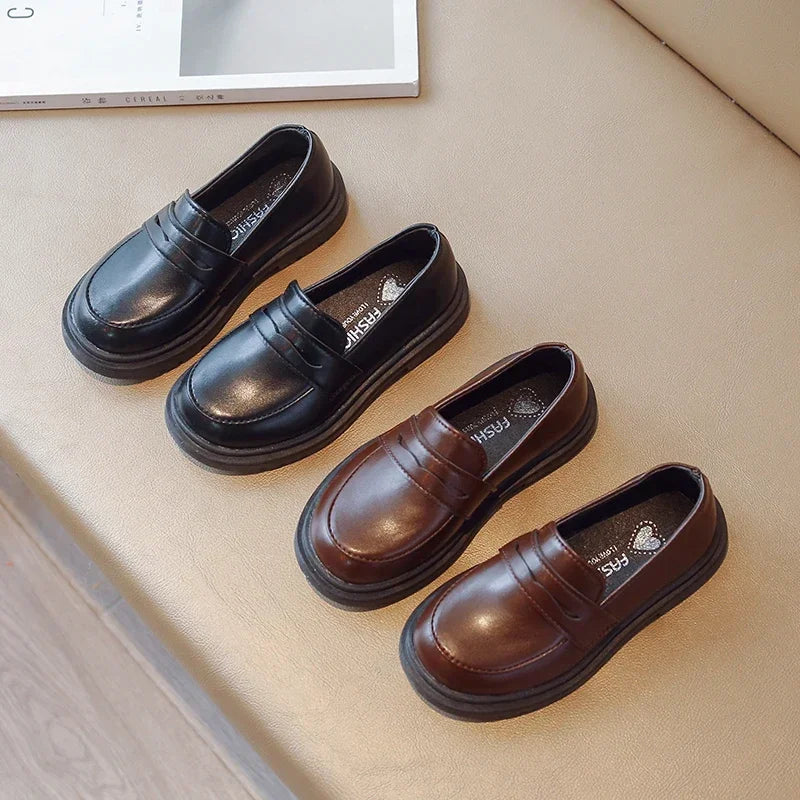 Chaussures en cuir pour enfants de Style britannique pour garçons, mocassins souples rétro noirs pour filles, nouvelle collection printemps 2025