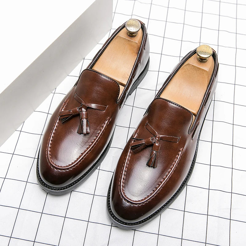 Chaussures habillées pour hommes de haute qualité, mocassins en cuir à enfiler, chaussures décontractées et professionnelles pour hommes, brogues plates, mocassins en cuir pour homme