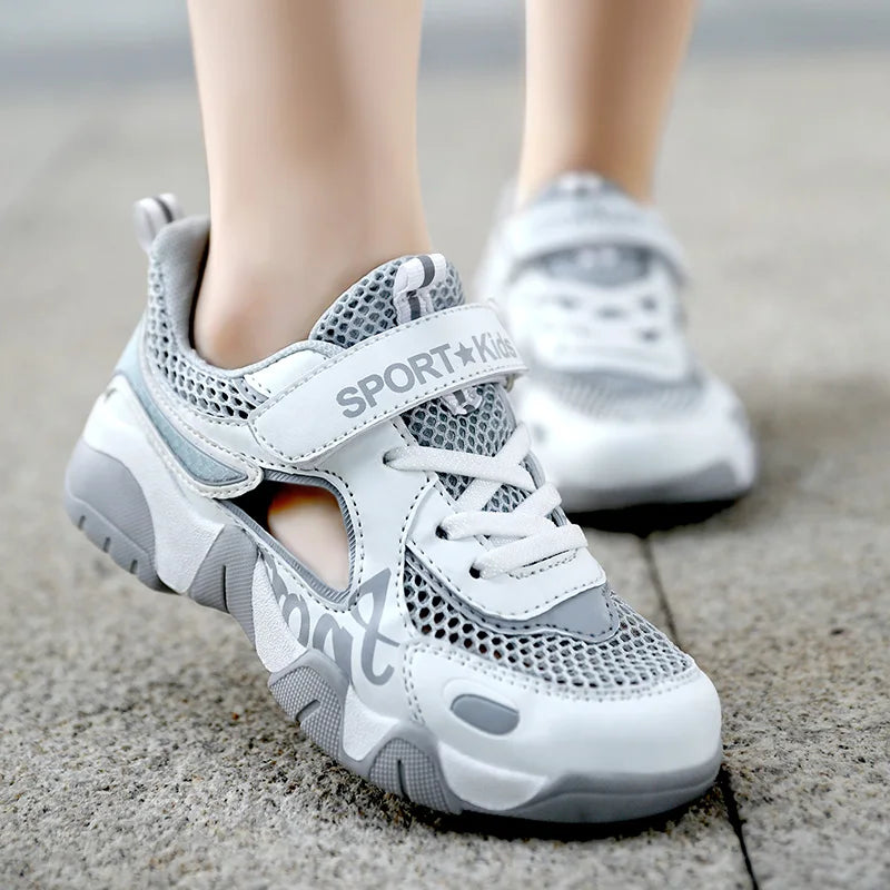Chaussures d'été pour enfants, sandales respirantes pour garçons, chaussures souples pour enfants, protection des orteils en plein air, sandales de plage, chaussures d'eau