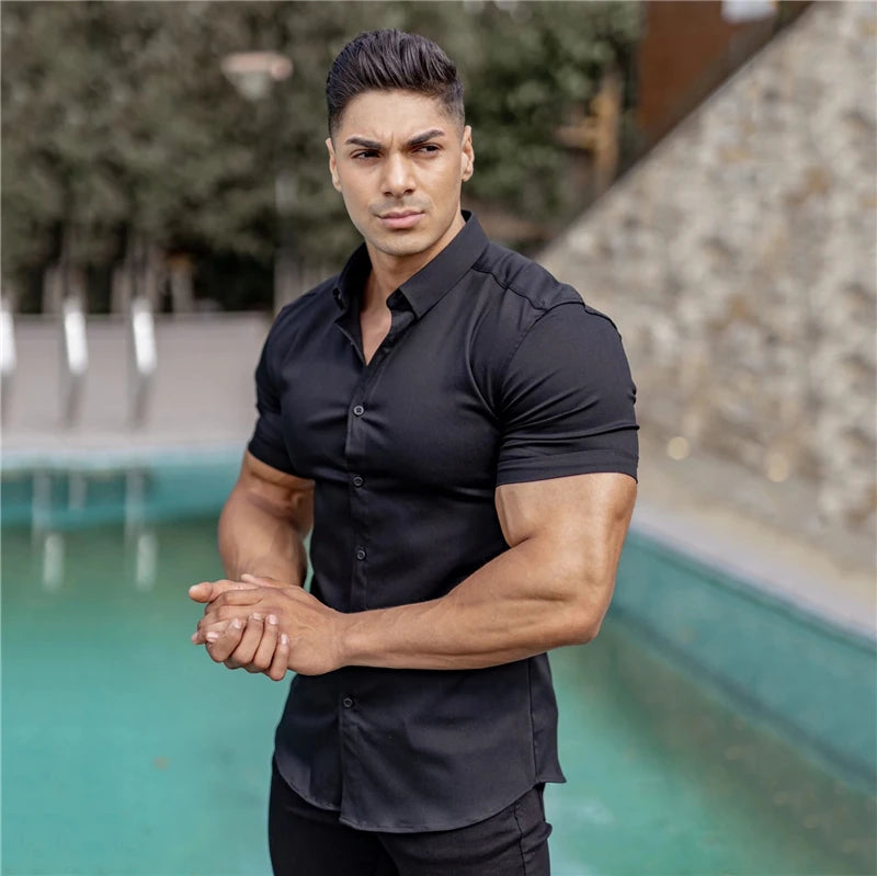 Mode d'été Super Slim Fit chemises à manches courtes hommes classique tenue décontractée chemise mâle Hipster décontracté Luxe chemise formelle