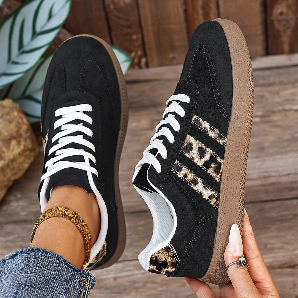 Nouvelles chaussures de sport décontractées imprimées léopard pour l'automne et l'hiver, chaussures simples à lacets antidérapantes à bout rond pour femmes de grande taille 74
