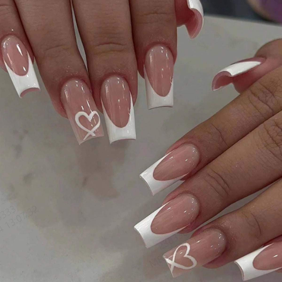 24 pièces Explosions en Europe et en amérique longs tuyaux d'eau blanc français rectangulaire ongles faux ongles