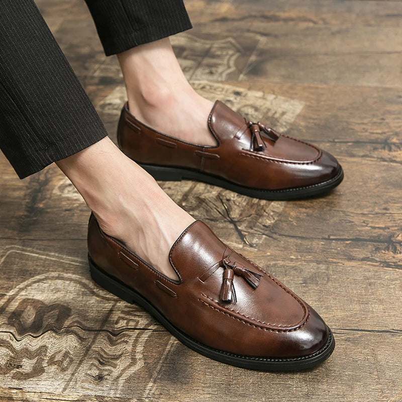 Chaussures habillées pour hommes de haute qualité, mocassins en cuir à enfiler, chaussures décontractées et professionnelles pour hommes, brogues plates, mocassins en cuir pour homme