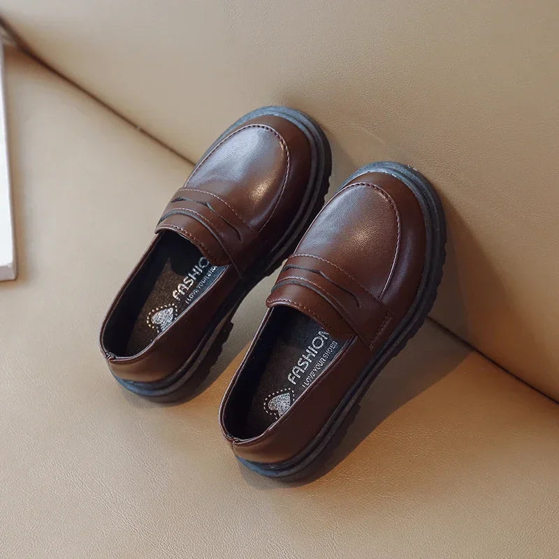 Chaussures en cuir pour enfants de Style britannique pour garçons, mocassins souples rétro noirs pour filles, nouvelle collection printemps 2025