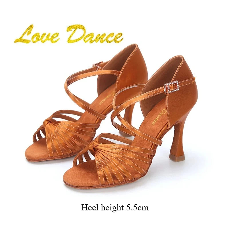 Chaussures de danse latine SW pour femmes, talon moyen, semelle souple, pour débutantes, compétition, performance et audition