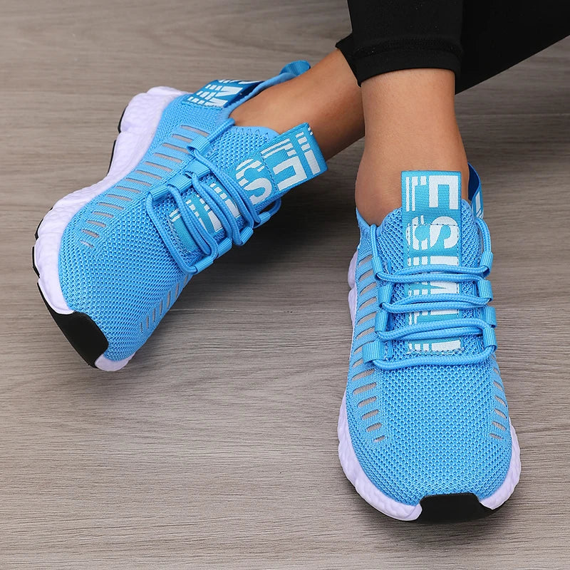 Chaussures de sport pour femmes maille légère semelle souple sangle de Jogging respirant mode sport marche décontracté Tennis chaussures plates pour hommes
