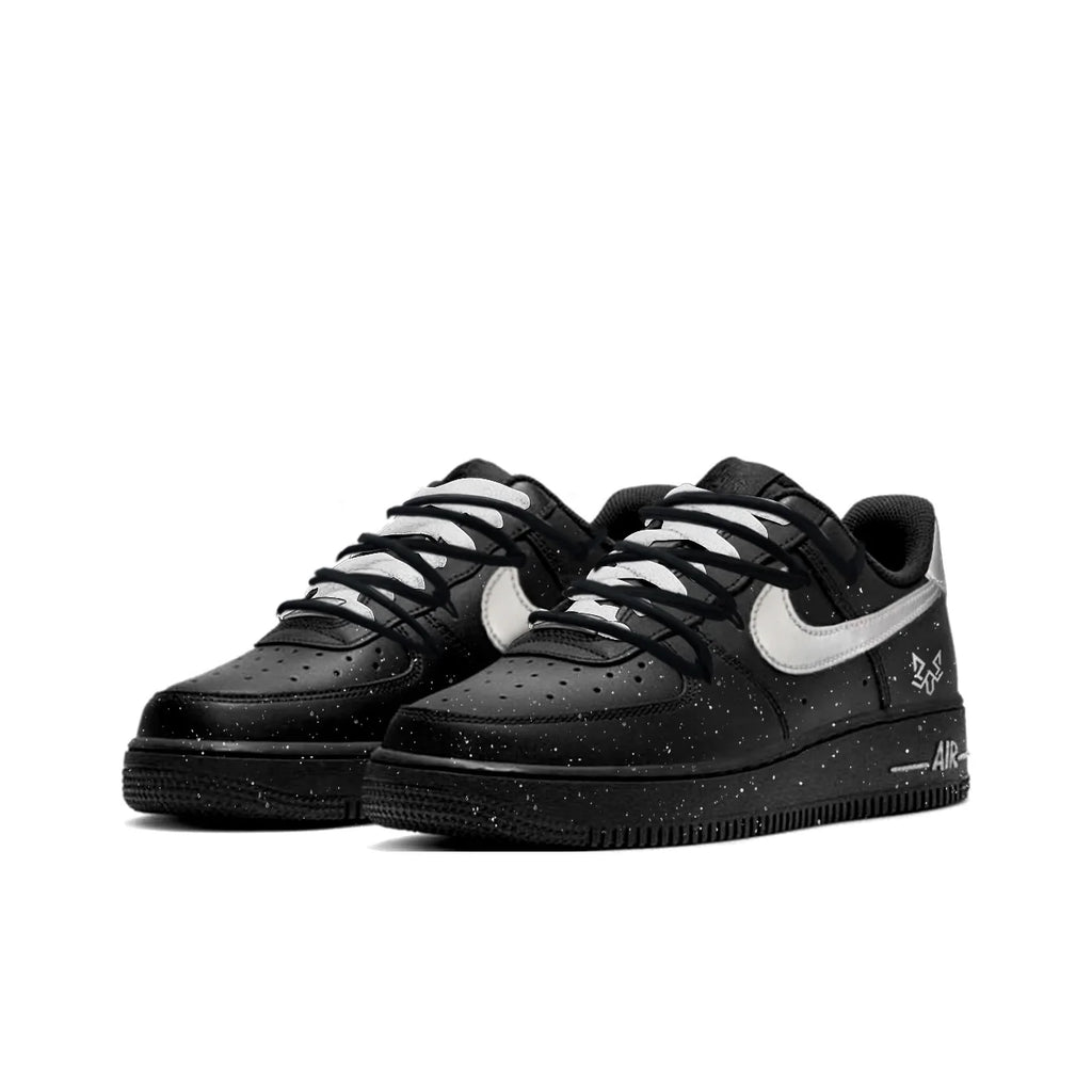 Nike Air Force 1 Galaxy Time Chaussures de skateboard basses résistantes à l'abrasion Unisexe Noir Argent