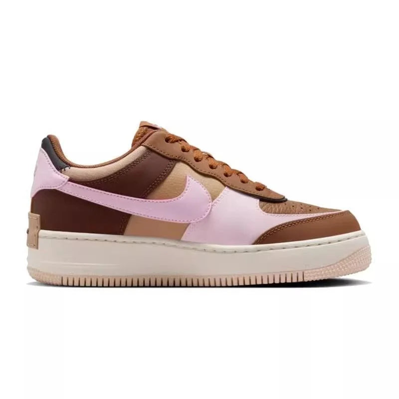 Nike Air Force 1 Shadow Retro Fashion Color-Blocked, baskets basses respirantes et confortables pour femmes, marron DZ1847-200