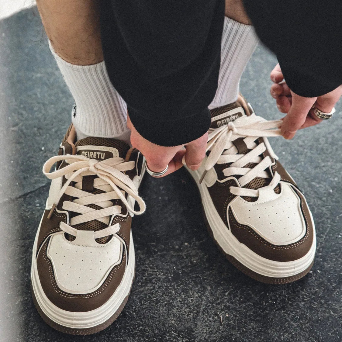 Chaussures pour homme, baskets décontractées à semelle épaisse, style américain, nouvelle collection automne, baskets tendance pour étudiants