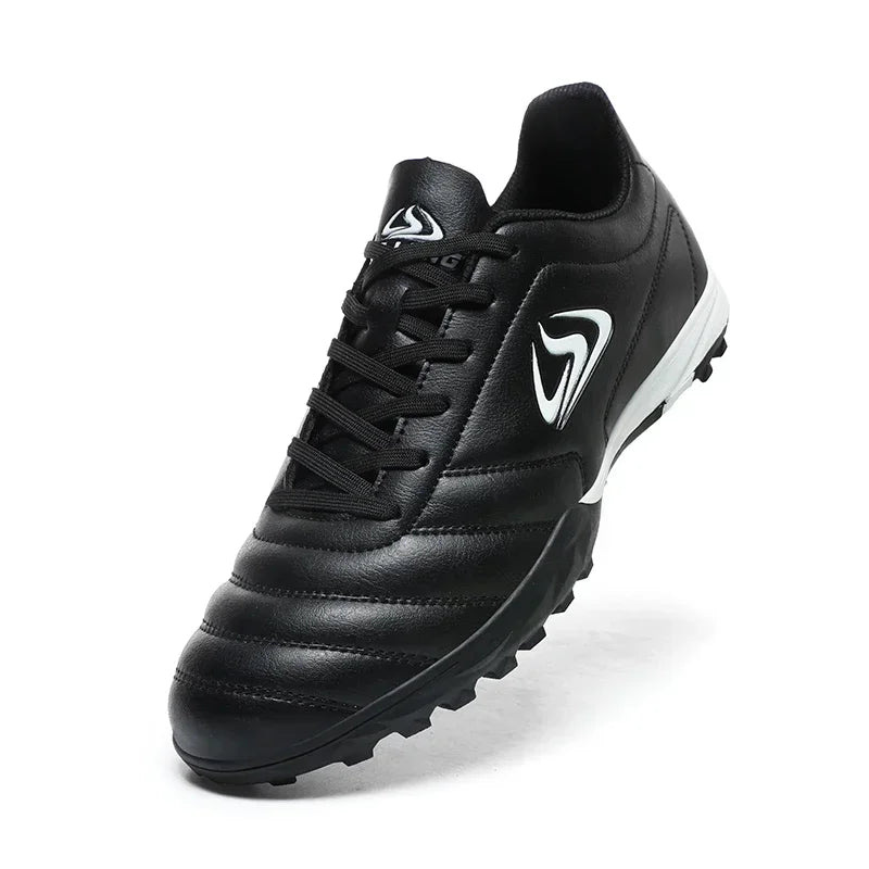 Chaussures de Football professionnelles pour hommes, baskets de Football pour adultes, Futsal d'intérieur, ultralégères, antidérapantes, résistantes à l'usure, bottes de Sport, nouvelle collection
