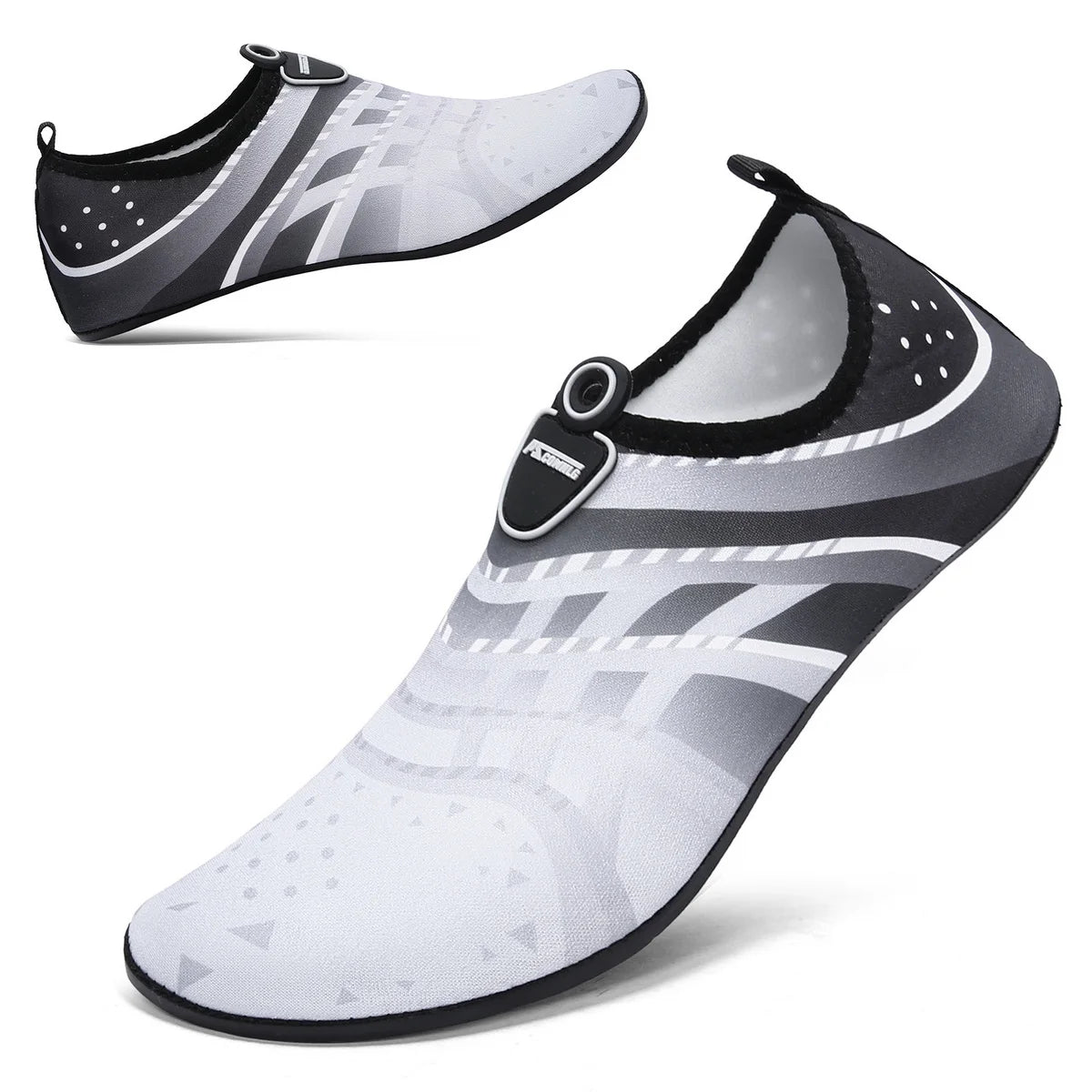 Chaussures de plongée femmes Aqua chaussures hommes plage natation Sport nautique chaussettes pieds nus Sneaker Fitness danse natation surf plongée en apnée chaussure