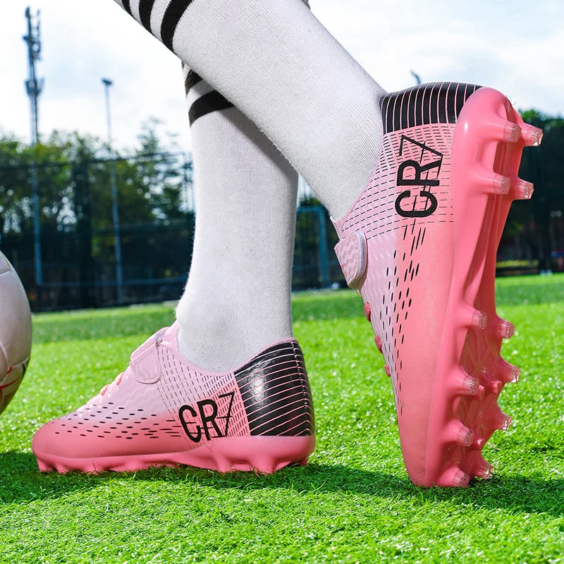 Nouvelles Chaussures de Football pour Enfants, Baskets d'Extérieur, Chaussures de Foot pour Garçons et Filles, Crampons à Scratch, Baskets de Futsal 31-39