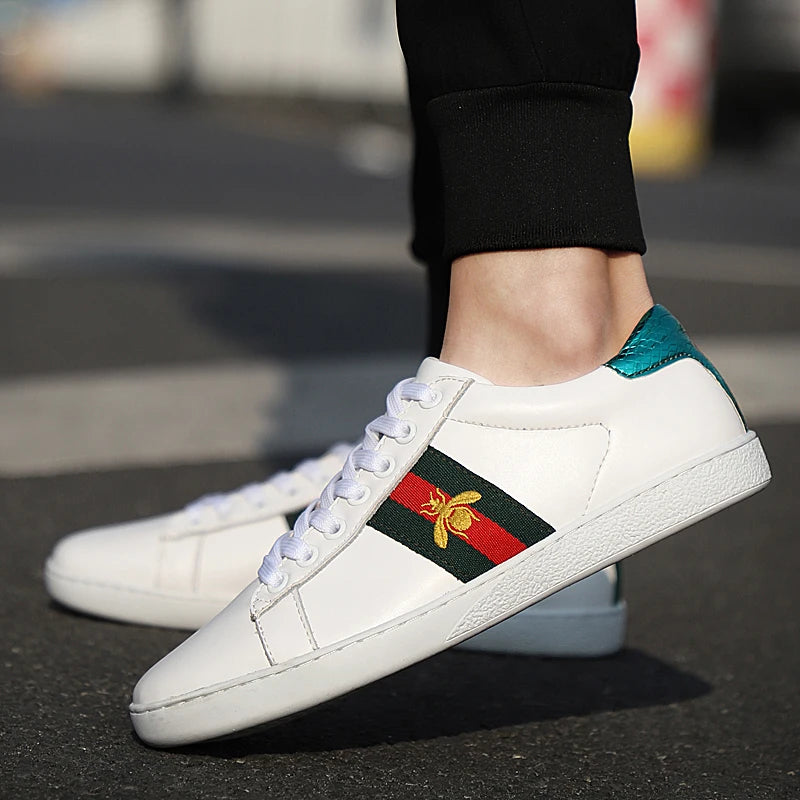 Baskets décontractées grande taille 43 44 pour femmes et hommes, chaussures de planche de luxe de styliste, chaussures de sport à plateforme accrue en croûte de cuir, à la mode
