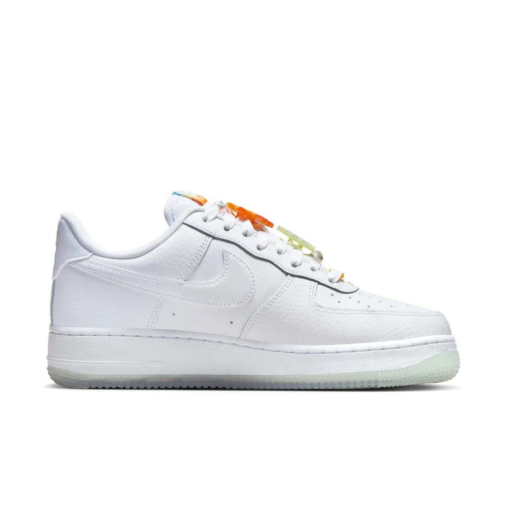 Nike Air Force 1 Baskets de skateboard pour femme avec semelles antidérapantes, durables et amortissantes IB8875-111