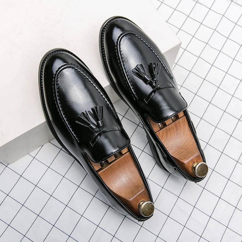 Chaussures habillées pour hommes de haute qualité, mocassins en cuir à enfiler, chaussures décontractées et professionnelles pour hommes, brogues plates, mocassins en cuir pour homme